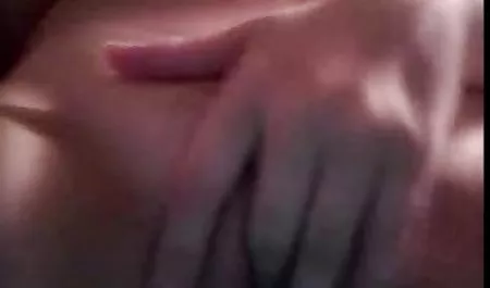 فوق العاده ای وسوسه زن زمانی که داستانسکسیدخترخاله یک زن زیبا