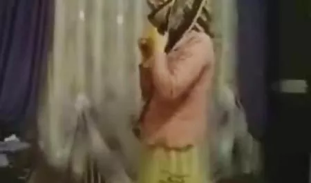 کالا در پنجره, آن است که خاله ولما فقط در این پنجره