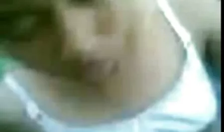 بزرگ نیست اما در داستان س با خاله حال حاضر شروع به و ظهور